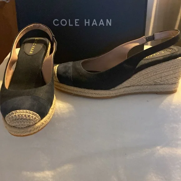 Women Wedge Heels Slings 8 B COLE HAAN Navy Blue Suede Tip!! - Picture 3 of 6